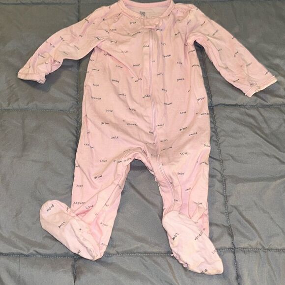 9m nearly new love smile grow footed cotton pajama - Picture 1 of 2